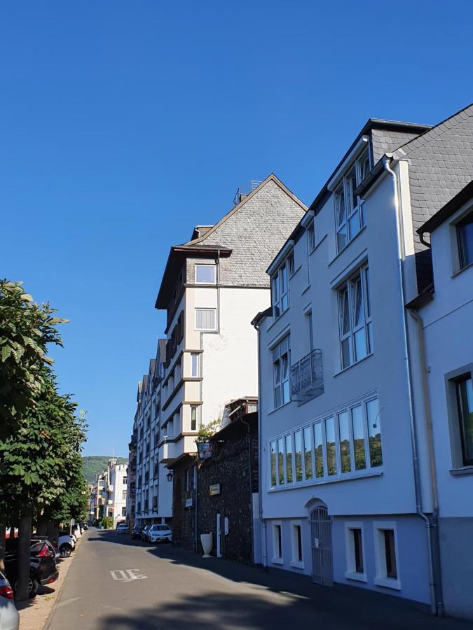 Grosse Wohnung Mit Rheinblick 보파르트 외부 사진